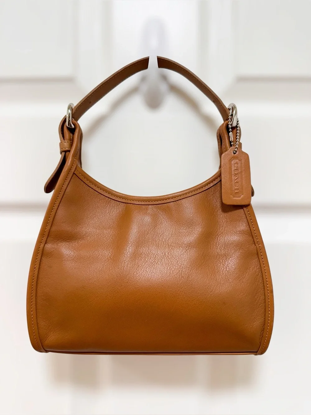Coach Soho Small Crescent‎ Hobo Bag Toffee Camel Glove Tanned Leather USA Made
